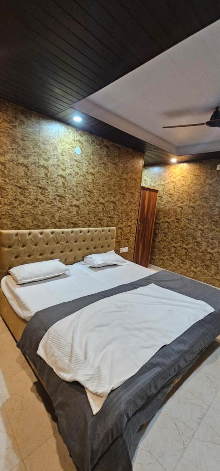 Hotel Mussoorie Gold Mary Esterno foto